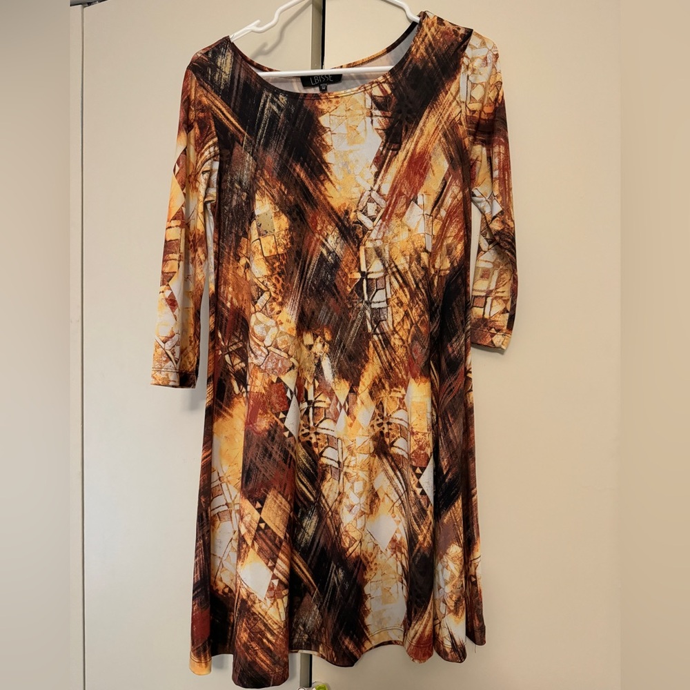 From work to weekend, comfortable dress feels fresh all day